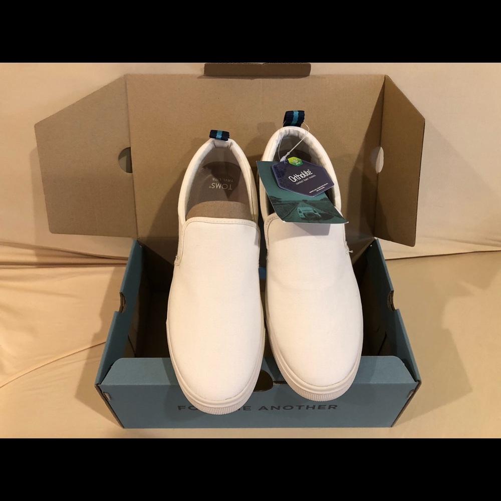 Women’s Toms Slip-on Canvas shoes